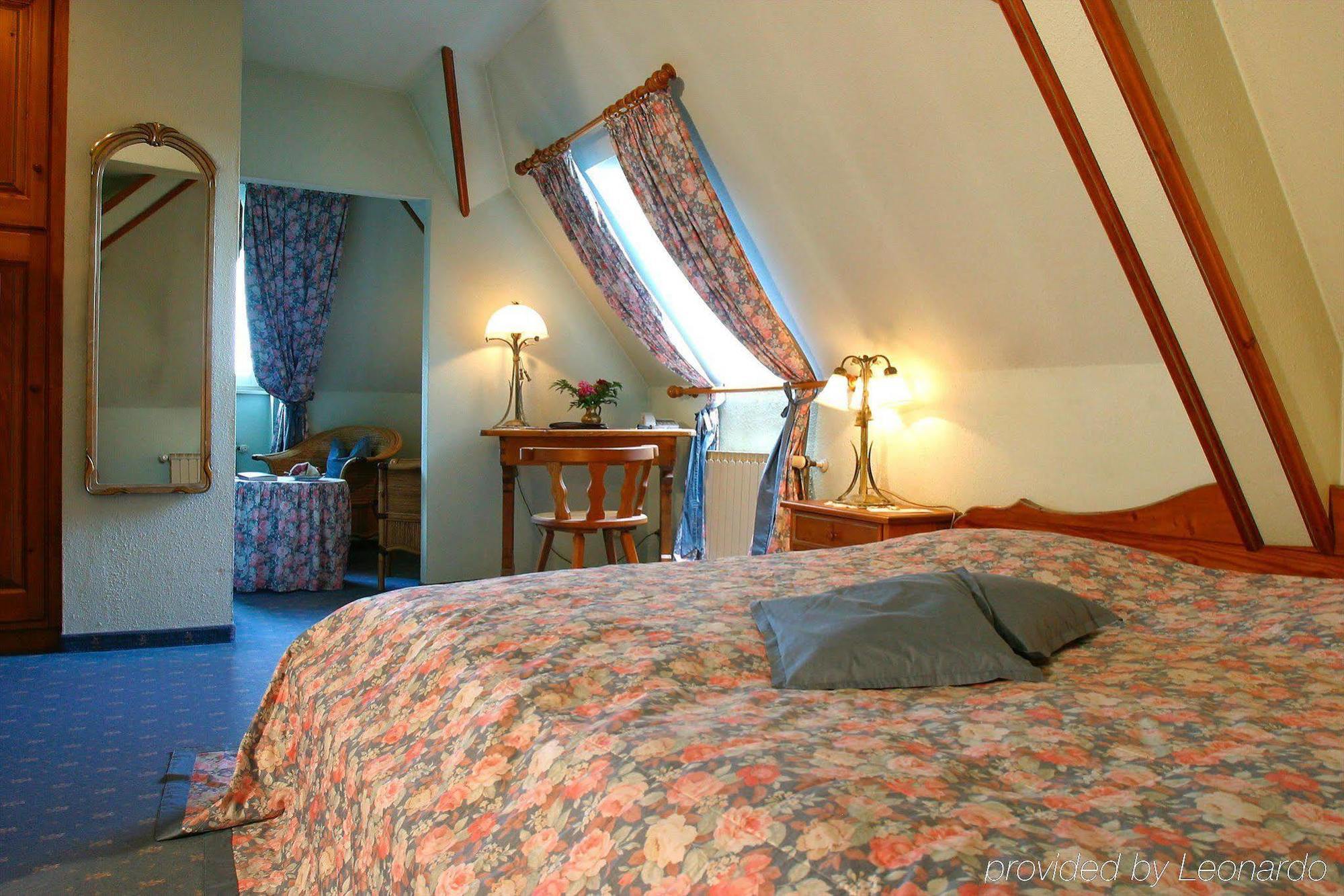Simones Hotel Fuerstenhof Landshut Phòng bức ảnh