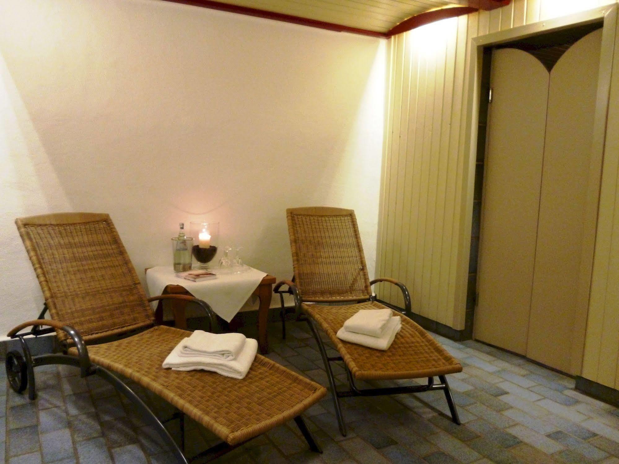 Simones Hotel Fuerstenhof Landshut Ngoại thất bức ảnh