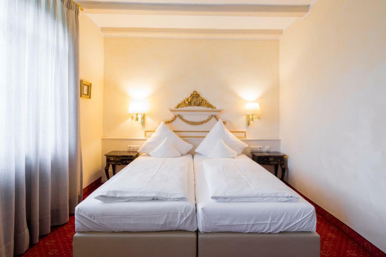 Simones Hotel Fuerstenhof Landshut Ngoại thất bức ảnh