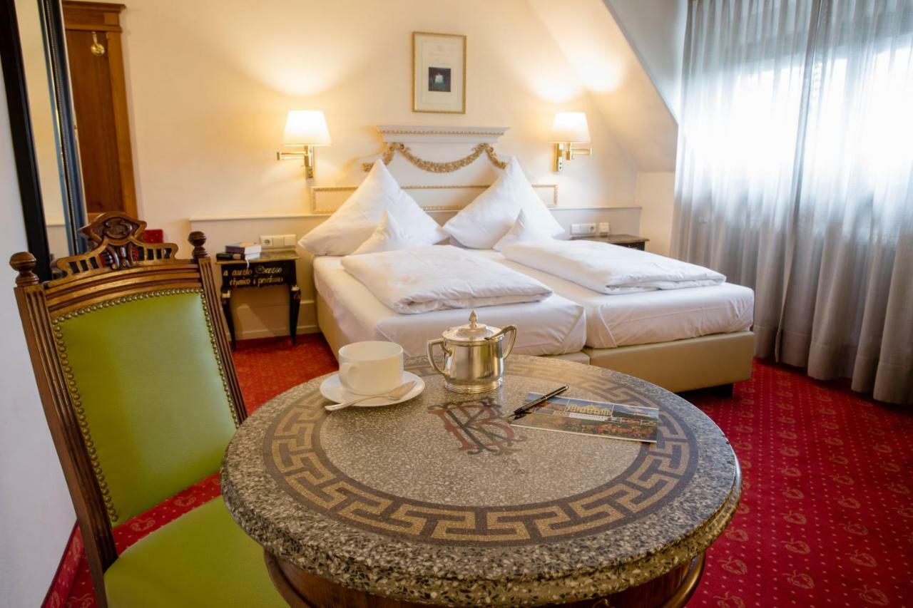 Simones Hotel Fuerstenhof Landshut Ngoại thất bức ảnh